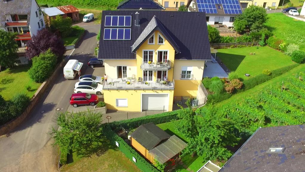 Wein- Und Gaestehaus Genetsch ลีเซอร์ ภายนอก รูปภาพ