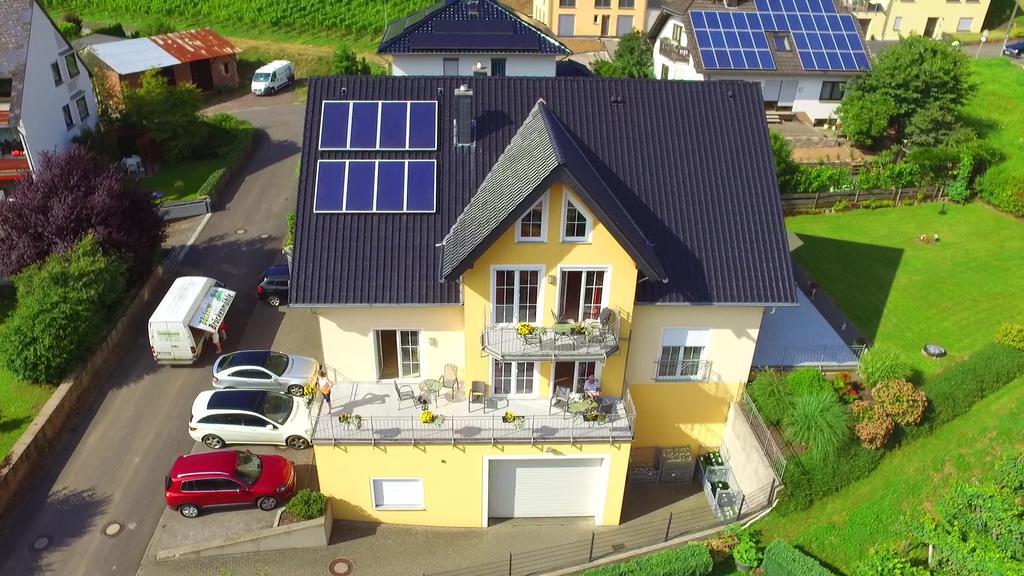 Wein- Und Gaestehaus Genetsch ลีเซอร์ ภายนอก รูปภาพ