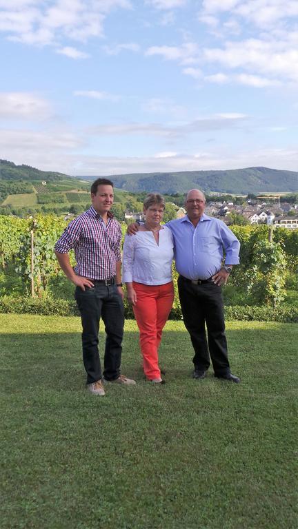 Wein- Und Gaestehaus Genetsch ลีเซอร์ ภายนอก รูปภาพ
