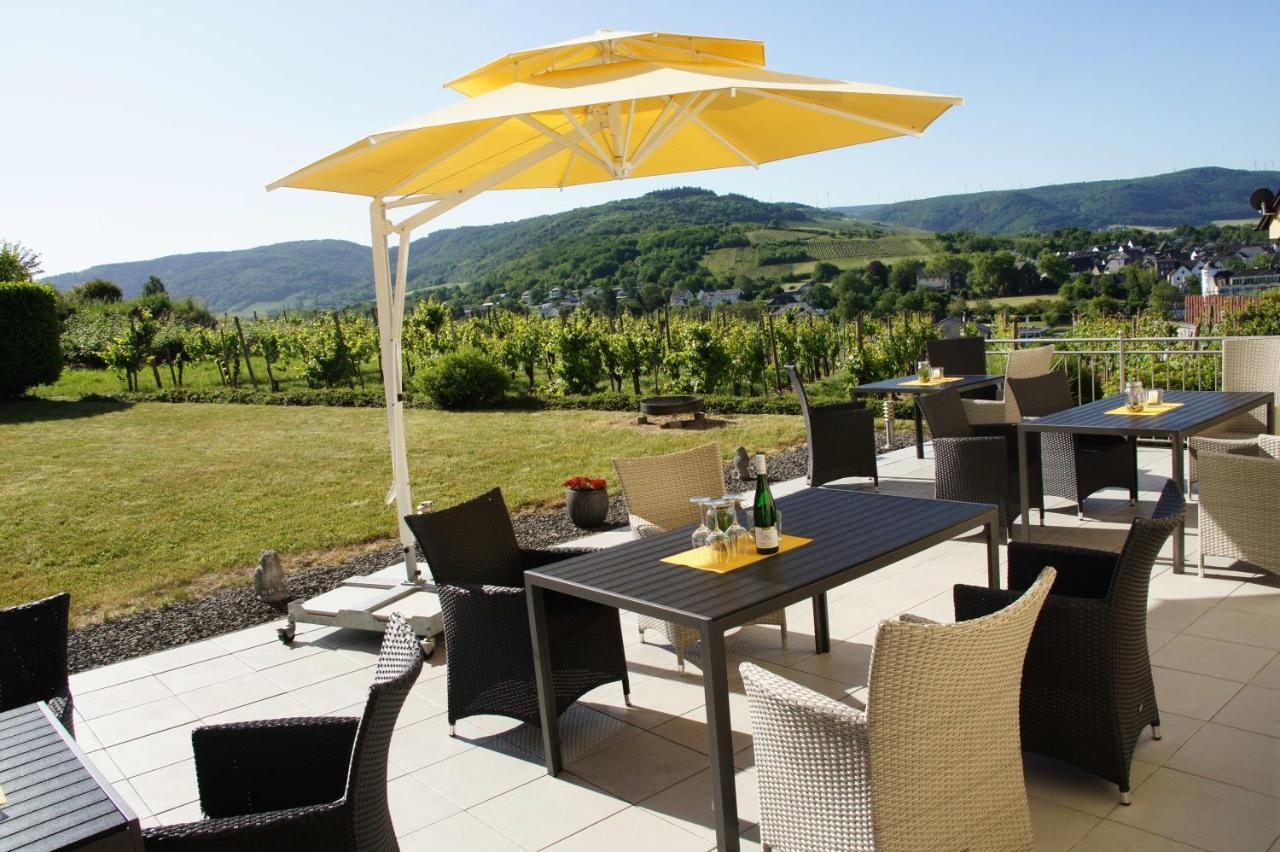Wein- Und Gaestehaus Genetsch ลีเซอร์ ภายนอก รูปภาพ